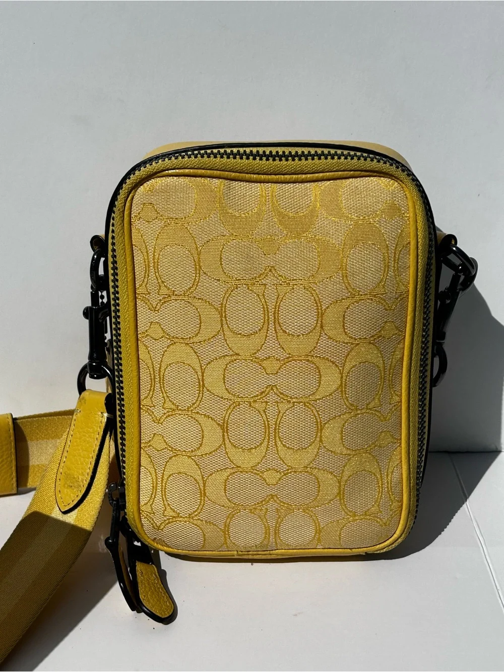 Coach Stanton Crossbody Bag Signature Jacquard Retro Yellow C8237 Travel Unisex